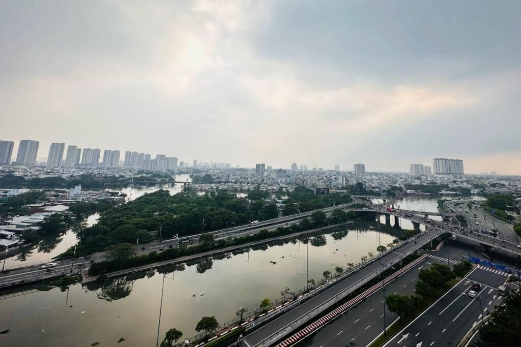 D1Mension 3Br Luxury Condo City Center In Dist 1 Хошимин Экстерьер фото